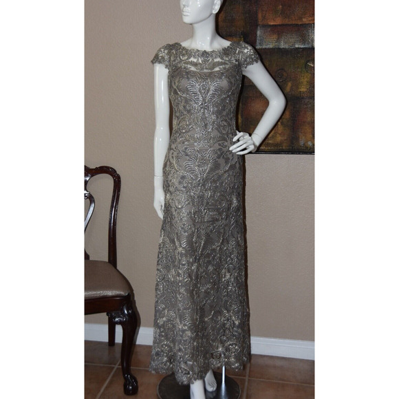 Tadashi Shoji Mother of the Bride, Evening, Prom Adena Corded Embroidery Gown 4P - Picture 1 of 9